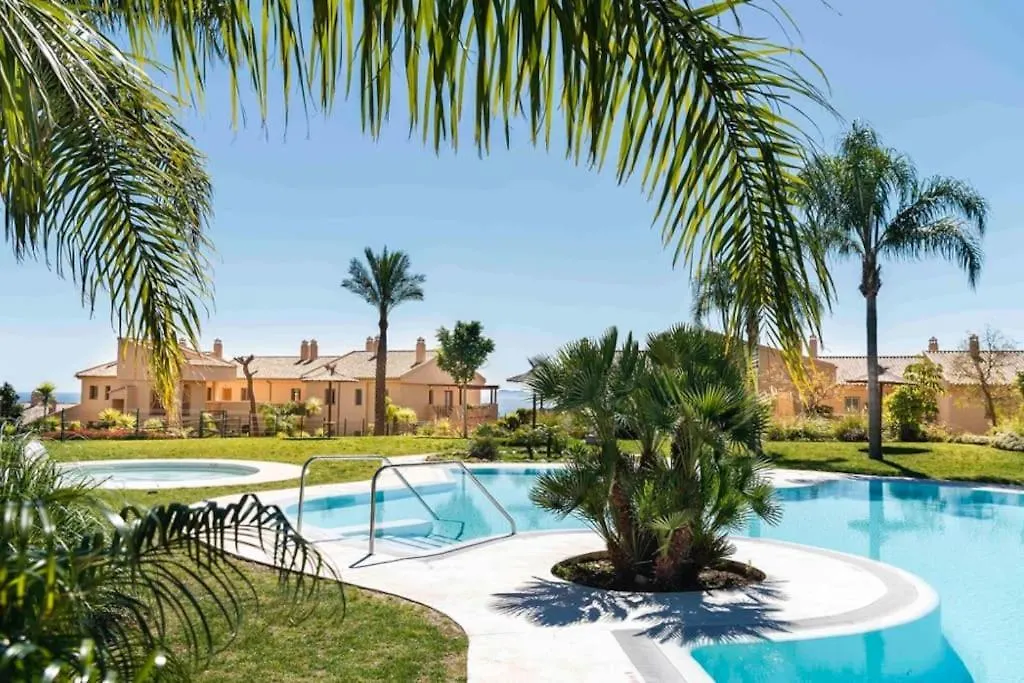 Elegant Apartment, Stunning Views, Fully Renovated In La Hacienda Del Senorio De Cifuentes Estepona 0*,  Spain