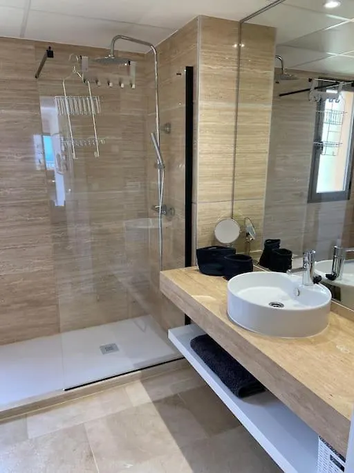 Elegant Apartment, Stunning Views, Fully Renovated In La Hacienda Del Senorio De Cifuentes Estepona