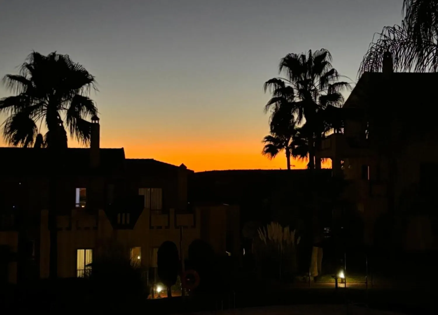 Elegant Apartment, Stunning Views, Fully Renovated In La Hacienda Del Senorio De Cifuentes Estepona Spain